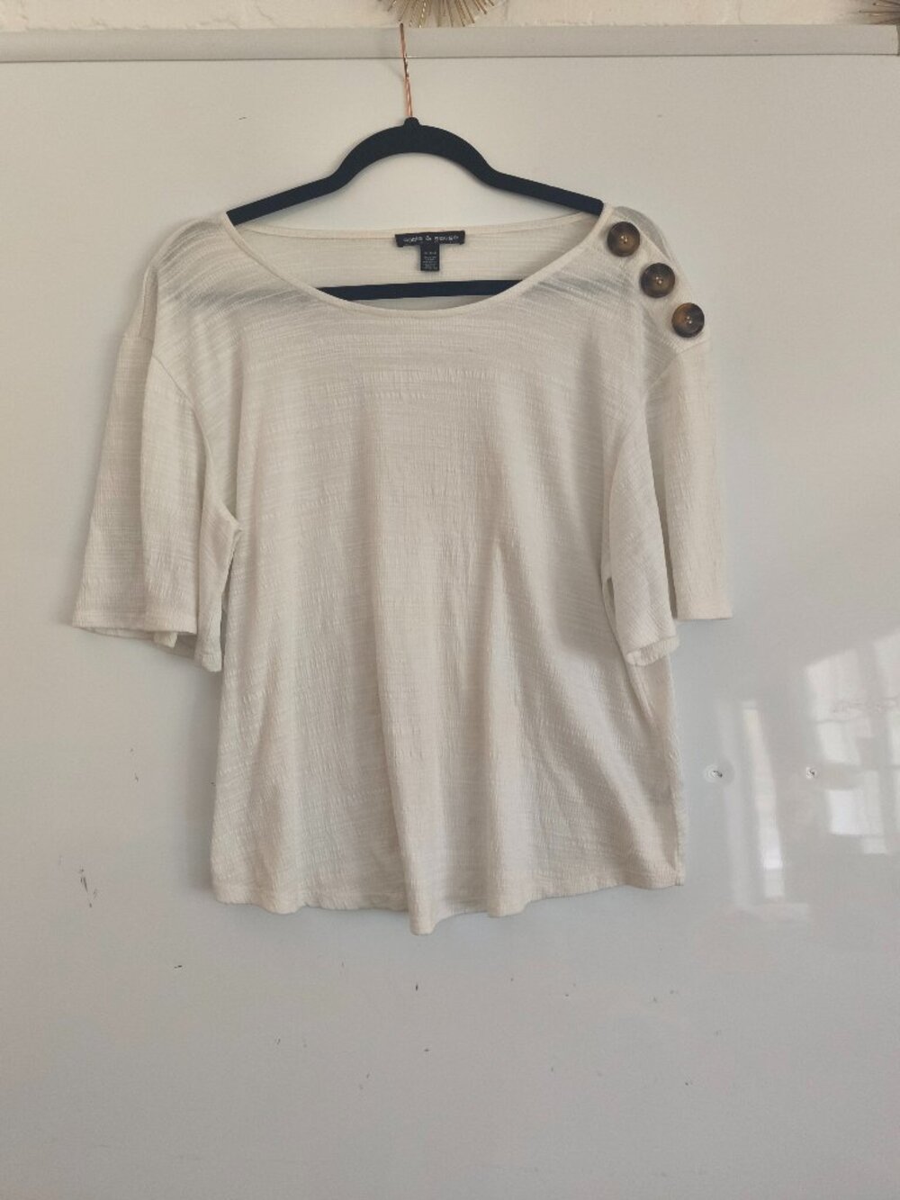 Cable and Gauge Women's Top